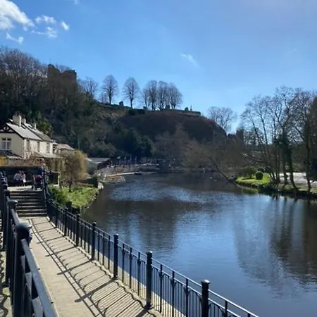 Luxury Small 1 Bed With Stunning Views